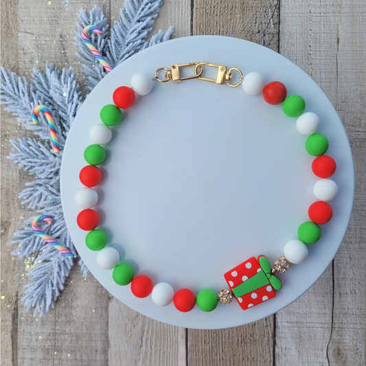 Kris Kringle Necklace